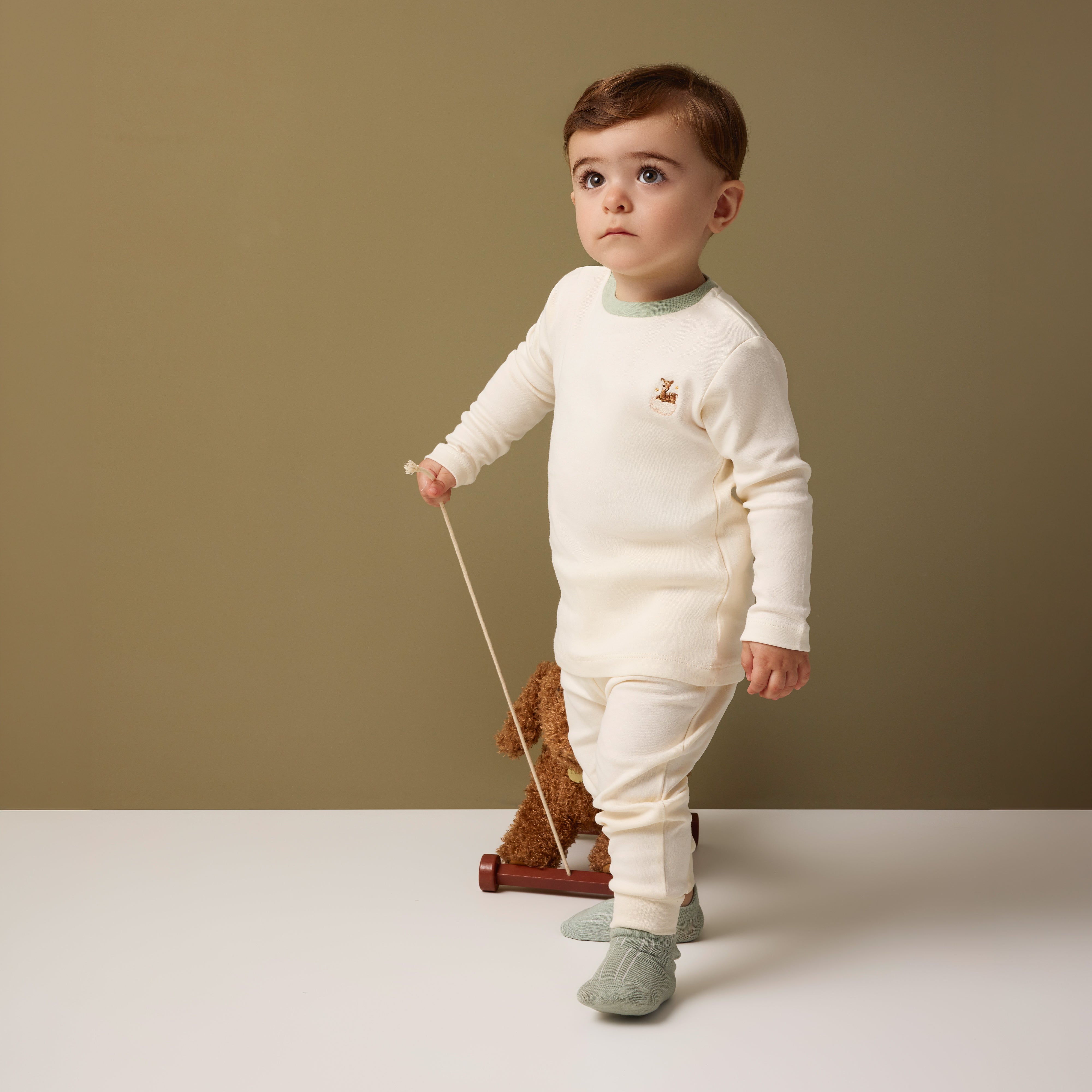 2-Piece Deer Embroidered T-shirt & Baby Legging Set